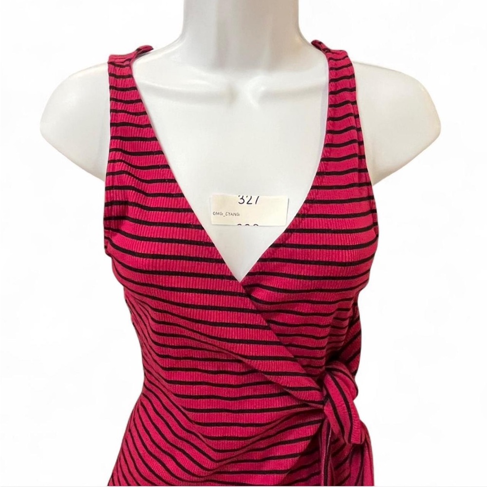 Express Fuchsia & Black Wrap Tie Front Sleeveless Tank‎ Top